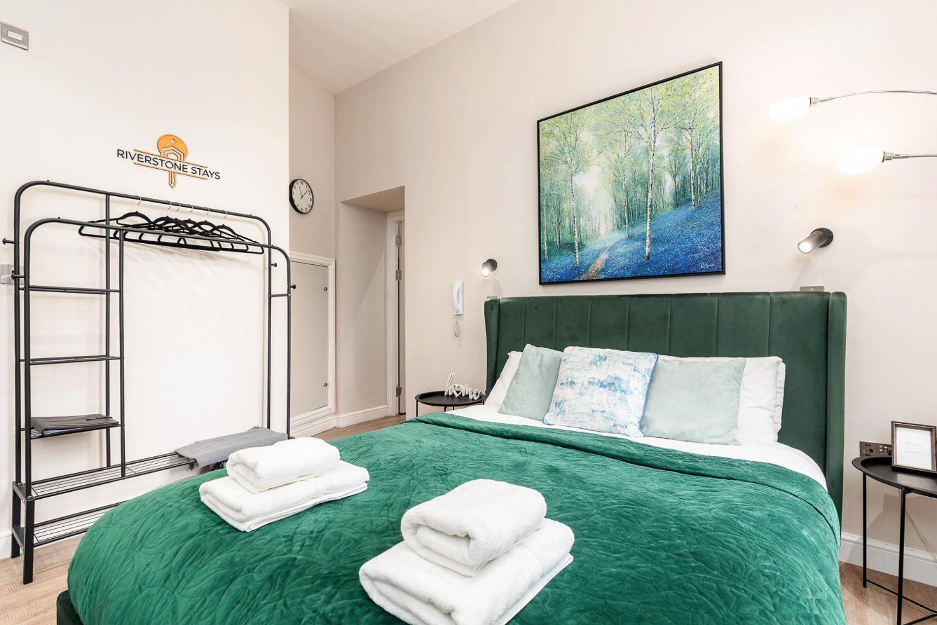 Beautiful Apartment & Central Location & King Size Bed Leeds  Kültér fotó
